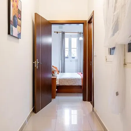 Apartman Superbly Located Cosy 2-bedroom Valletta